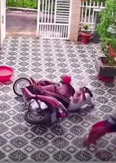 Who's in their right mind putting a smooth tile in garage 