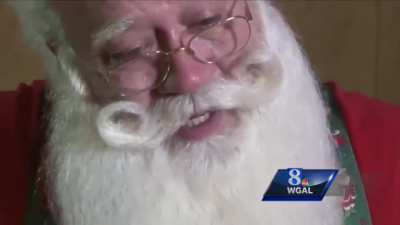 Santa comforting a dieing cancer patient 😢 🎅