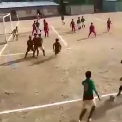 É o juninho pernambucano da varzea