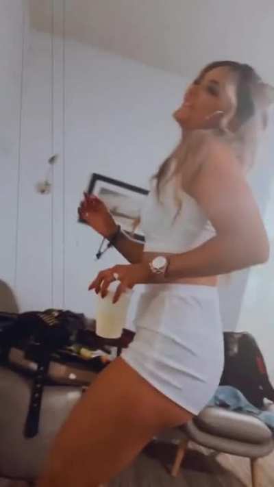 Tay Conti