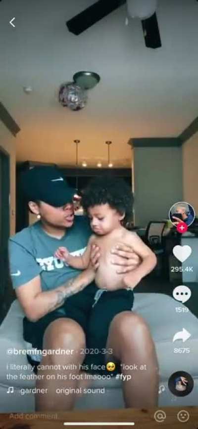 Making your baby cry for likes