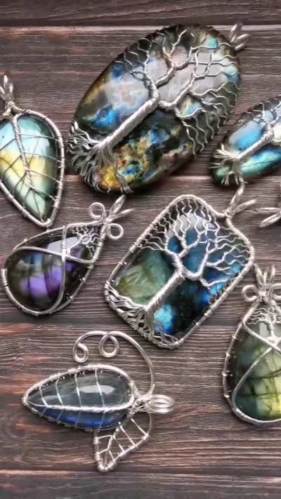 I made some pendants with labradorite gemstones.