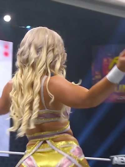 Toni Storm