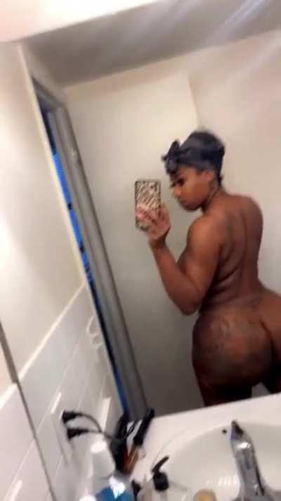 Fresh Wax Pussy 🐱🍑🤤😻❤<wbr>️😍