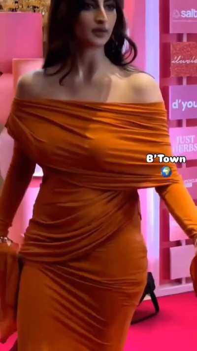 Palak tiwari 