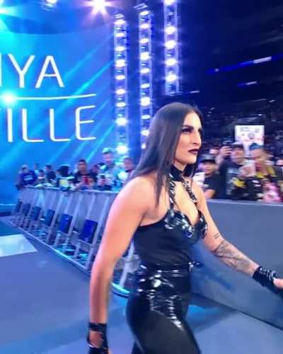Sonya Deville