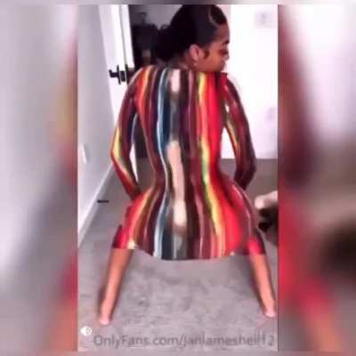 imagine the backshots😩