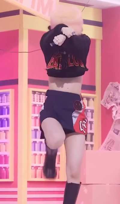 Chaewon of LE SSERAFIM