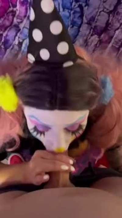 And for my next trick….🛼🤡🎈