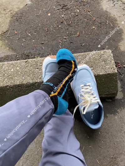 ▪️my weekend’s converse socks, stinky !!▪️