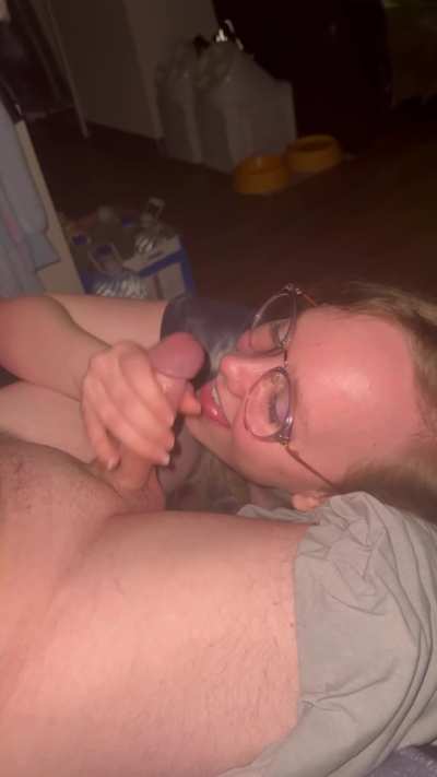 When I invited you to come over I didn’t mean to cum over me 🤭🤤😜💦
