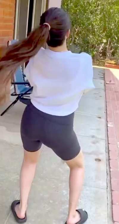 What an ass(!)