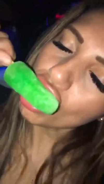 Juicy big tits bouncing everywhere