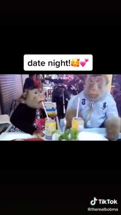 Monkeeeeeeeeeee🐒🐒🐒🐒