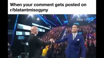 🗿