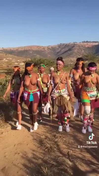 Zulu Maidens