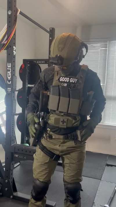Roast my kit and pullup form