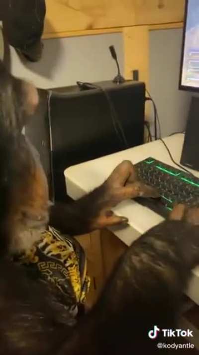 Orslok jugando de impostor