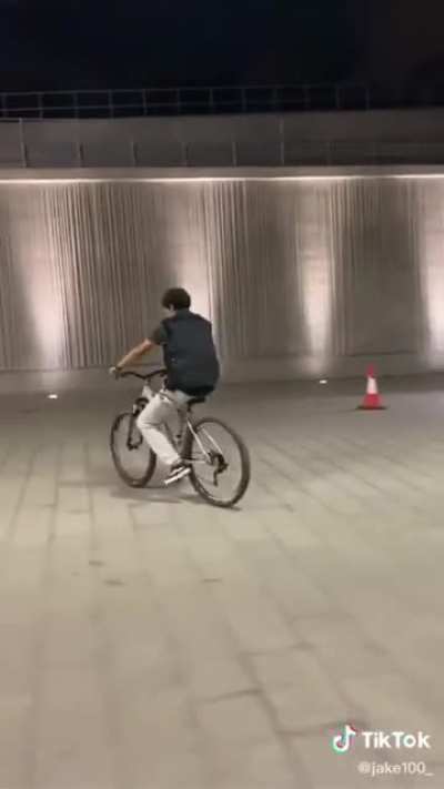 Wheelie handoff