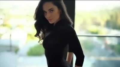Christina Lawrence (@chr<wbr>istin<wbr>adrea<wbr>ming)