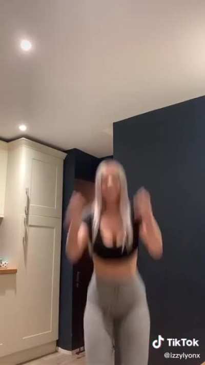 Lovely Jiggle