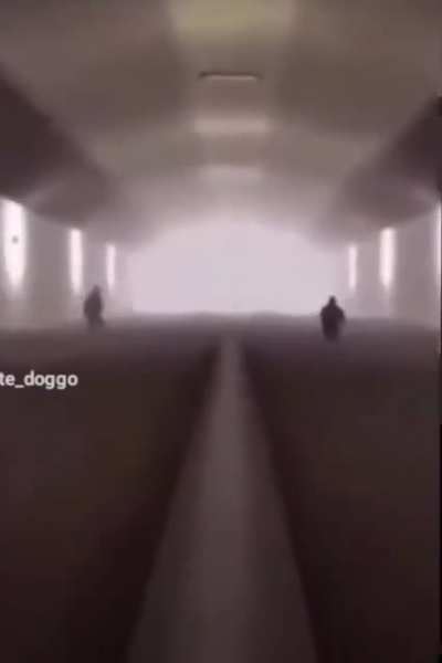 Train AHH-