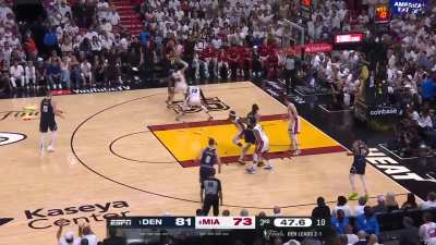[Highlight] Jokic with a great pass and Gordon with the mid-air finish