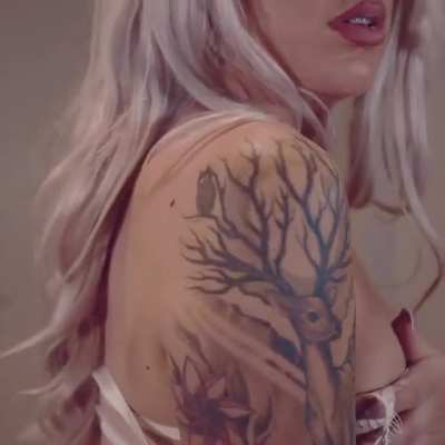 Bri Joy (@cos<wbr>micde<wbr>bris.<wbr>xx)