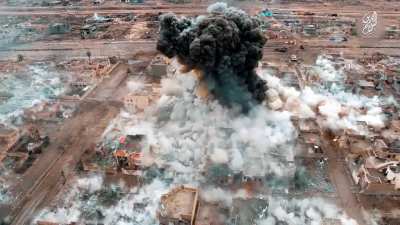Car bomb detonation