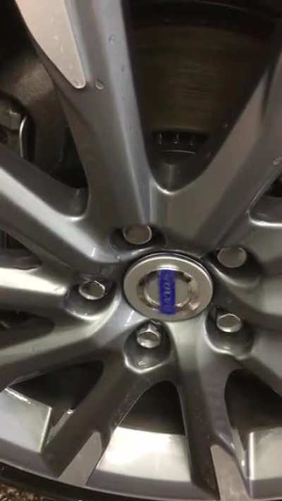 I wash cars at a dealership and r/jus<wbr>troll<wbr>edint<wbr>othes<wbr>hop said y’all would dig this