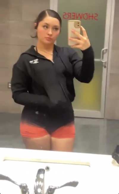 these ass cheeks are insane 🤯