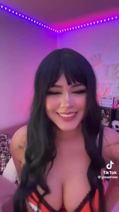 @yisselroaa