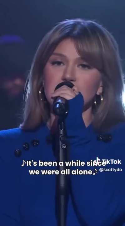 Kelly Clarkson