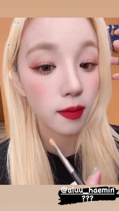 220917 Yuqi Instagram Story