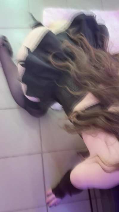 What does this sissy need to be happy? Lick your feet, of course