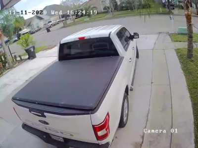 Man gets truck stolen at gun point