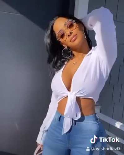 Flexing on tik tok