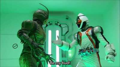 Shin freaking kills Fourze