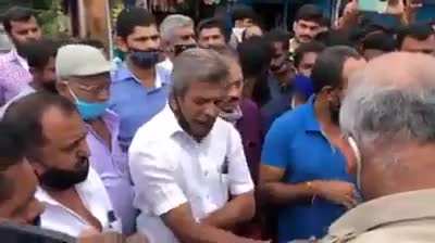 Locals submitting police complaint over sacrilege of Shankaracharya statue in Shringeri.