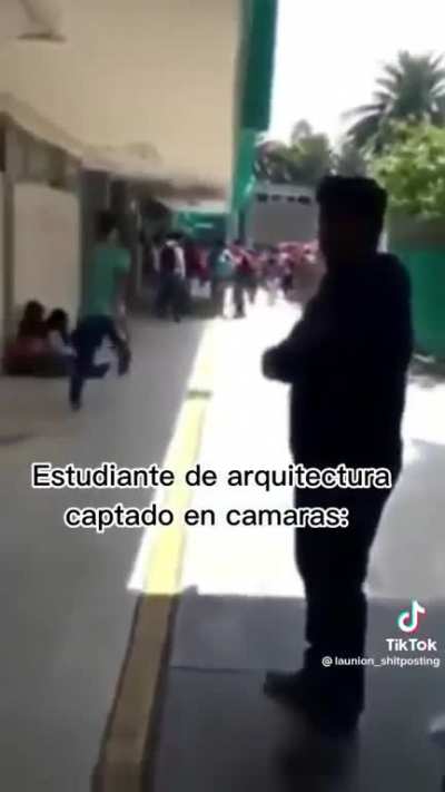 El des 🚬🦔