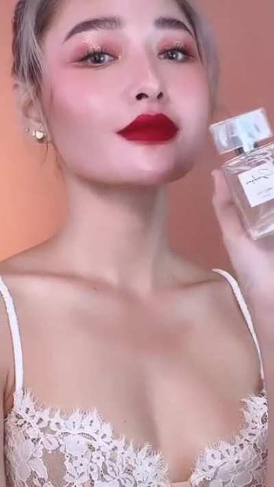 Sachzna Laparan