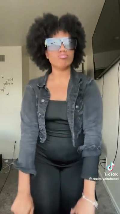 Booty Talk #19 🍑