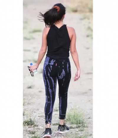 Gotta love the leggings