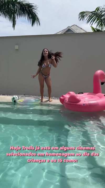 Larissa Manoela