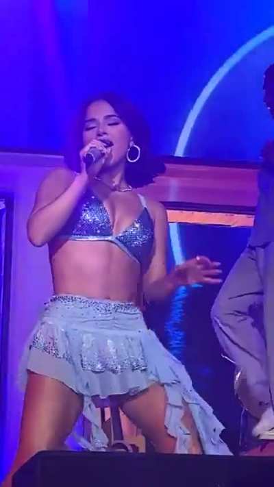 She's so bad