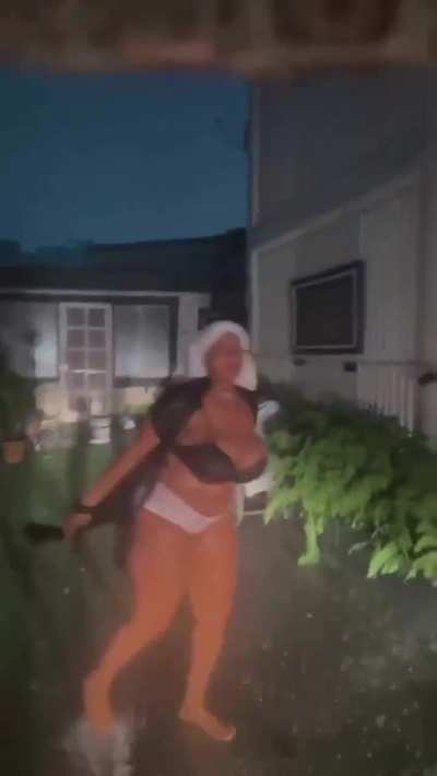 🌧️🍑🌧️<wbr>🌧️🌧️