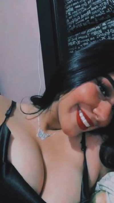 😁