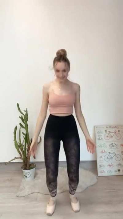 Ballerina Thot