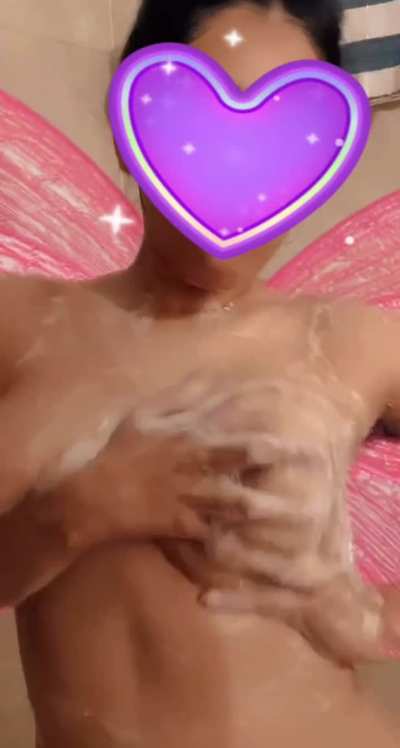 Happy new year lovelies. I’m getting ready to get fucked 😈