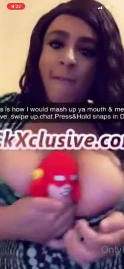 What she doing to flash